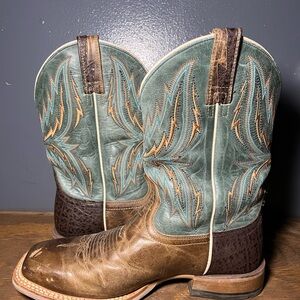 Ariat ‘Arena Rebound Western Boot’ with Brown and Teal Design (WIDE)